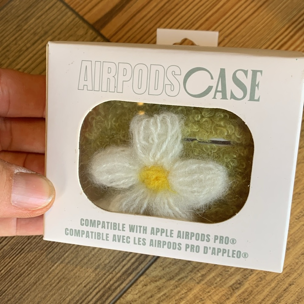 AirPod Pro case - Picture 7 of 7